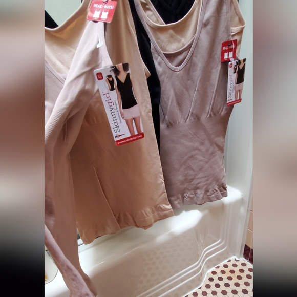 NWT SKINNYGIRL 3PK Shaping Reversible Camis;S, M, L & XL; Smooths & Shapes; $45 - Picture 11 of 14